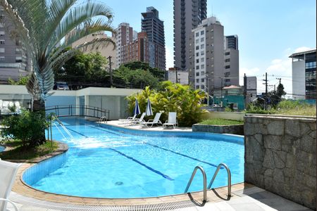 Apartamento à venda com 68m², 1 quarto e 2 vagasPiscina