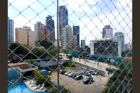 Apartamento à venda com 68m², 1 quarto e 2 vagasVista varanda 1