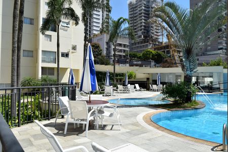 Apartamento à venda com 68m², 1 quarto e 2 vagasPiscina