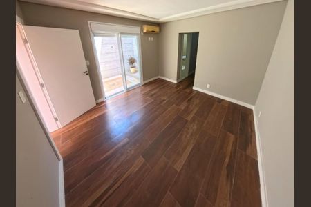 Foto 13 de casa à venda com 4 quartos, 247m² em Vila Lidia, Campinas