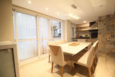 Apartamento à venda com 109m², 3 quartos e 2 vagasVaranda