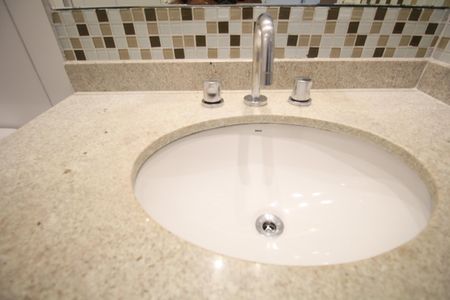 Apartamento à venda com 109m², 3 quartos e 2 vagasBanheiro 1