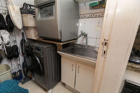 Apartamento à venda com 132m², 3 quartos e 1 vagaÁrea de Serviço