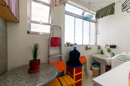 Apartamento à venda com 85m², 2 quartos e 1 vagaÁrea de Serviço