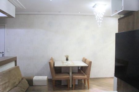 Apartamento à venda com 65m², 2 quartos e 2 vagasSala