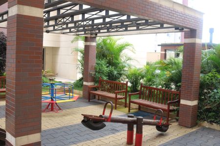 Apartamento à venda com 65m², 2 quartos e 2 vagasÁrea comum - Playground