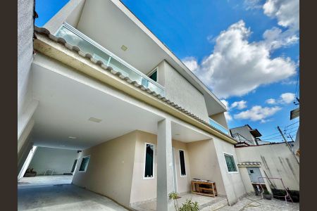Casa à venda com 261m², 8 quartos e 5 vagas
