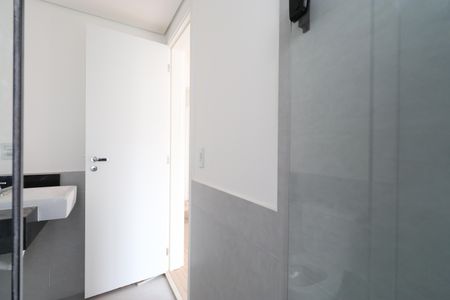 Apartamento para alugar com 68m², 2 quartos e 2 vagasBanheiro da Suíte