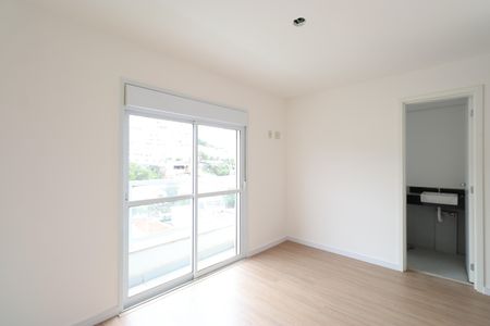 Apartamento para alugar com 68m², 2 quartos e 2 vagasSuite 