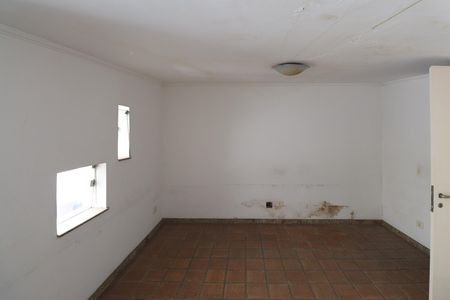 Casa à venda com 284m², 4 quartos e 4 vagasQuarto 2