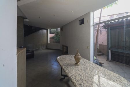 Casa à venda com 284m², 4 quartos e 4 vagasSala 2