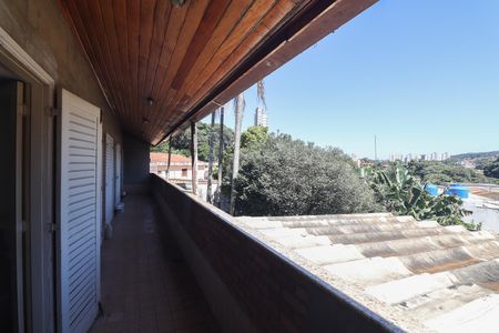 Casa à venda com 284m², 4 quartos e 4 vagasVaranda 