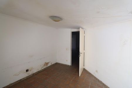 Casa à venda com 284m², 4 quartos e 4 vagasQuarto 2