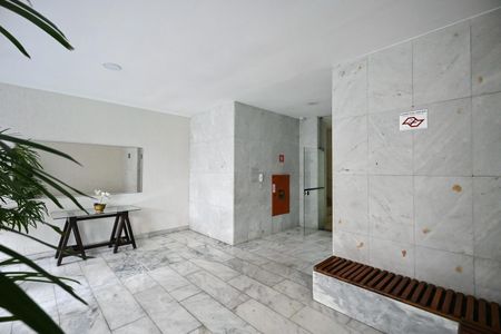 Apartamento à venda com 100m², 3 quartos e 1 vagaHall Social