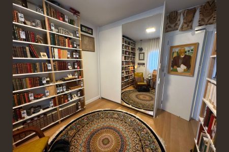 Apartamento para alugar com 155m², 4 quartos e 4 vagas Apartamento para alugar com 155m², 4 quartos e 4 vagasQuarto