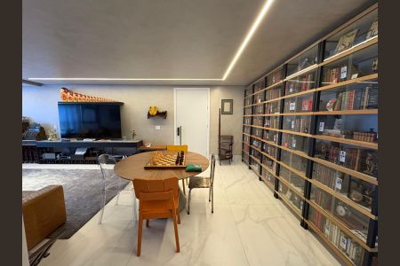 Apartamento para alugar com 155m², 4 quartos e 4 vagas Apartamento para alugar com 155m², 4 quartos e 4 vagasSala