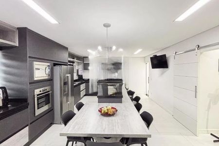 Casa à venda com 6 quartos, 386m² em Vila Pires, Santo André