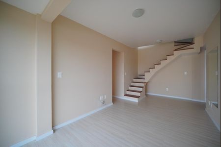 Sala de apartamento para alugar com 2 quartos, 109m² em Estreito, Florianópolis