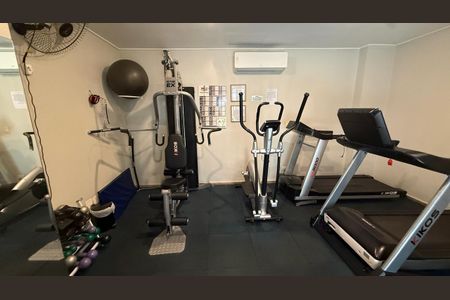 Apartamento à venda com 146m², 4 quartos e 2 vagasAcademia