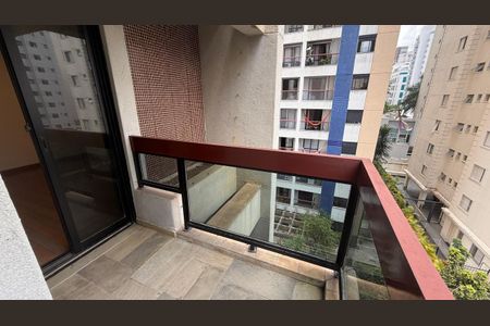Apartamento à venda com 146m², 4 quartos e 2 vagasVaranda