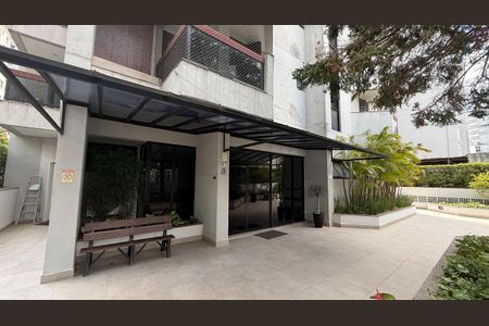 Apartamento à venda com 146m², 4 quartos e 2 vagasÁrea externa