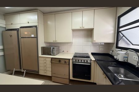 Apartamento à venda com 146m², 4 quartos e 2 vagasCozinha
