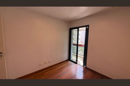 Apartamento à venda com 146m², 4 quartos e 2 vagasQuarto