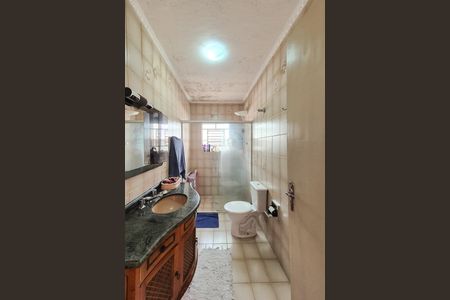 Casa à venda com 200m², 3 quartos e 4 vagasBanheiro Social