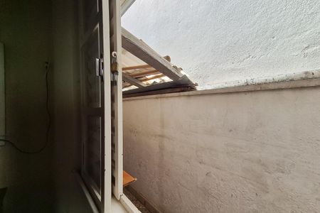 Casa à venda com 200m², 3 quartos e 4 vagasQuarto 2 - vista