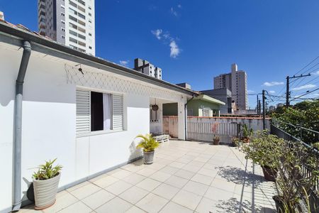 Casa à venda com 200m², 3 quartos e 4 vagasQuintal