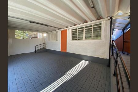 Casa para alugar com 361m², 2 quartos e 2 vagasFoto 01