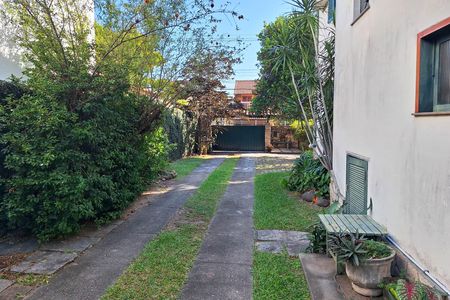 Casa à venda com 326m², 4 quartos e 7 vagasQuintal