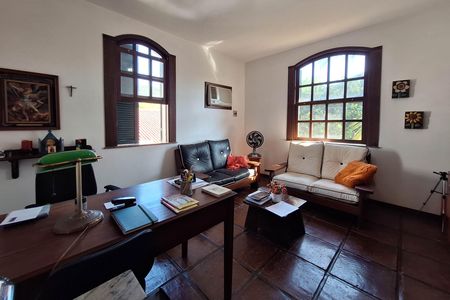 Casa à venda com 326m², 4 quartos e 7 vagasQuarto 2