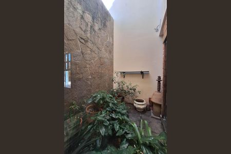 Casa à venda com 326m², 4 quartos e 7 vagasSala 1