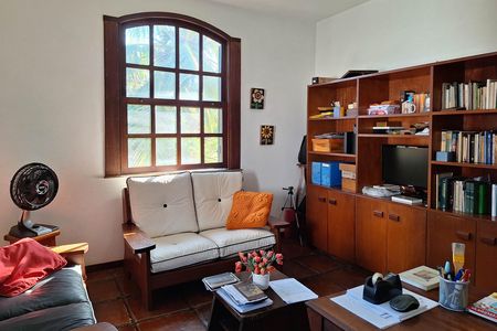 Casa à venda com 326m², 4 quartos e 7 vagasQuarto 2