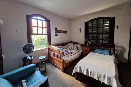 Casa à venda com 326m², 4 quartos e 7 vagasQuarto 1