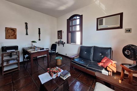 Casa à venda com 326m², 4 quartos e 7 vagasQuarto 2