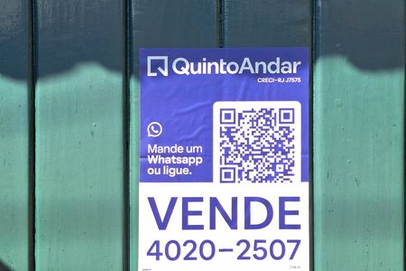 Casa à venda com 326m², 4 quartos e 7 vagasPlaca