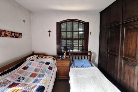 Casa à venda com 326m², 4 quartos e 7 vagasQuarto 1