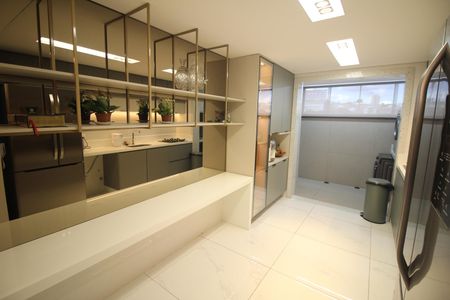 Apartamento à venda com 130m², 2 quartos e 2 vagasCozinha