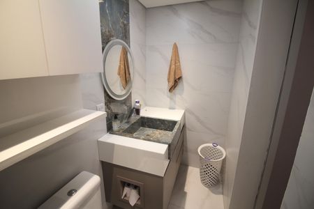 Apartamento à venda com 130m², 2 quartos e 2 vagasSuite Quarto 1