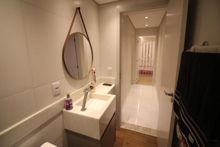 Apartamento à venda com 130m², 2 quartos e 2 vagasBanheiro