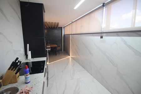 Apartamento à venda com 130m², 2 quartos e 2 vagasÁrea gourmet