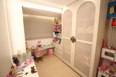 Apartamento à venda com 130m², 2 quartos e 2 vagasQuarto 2