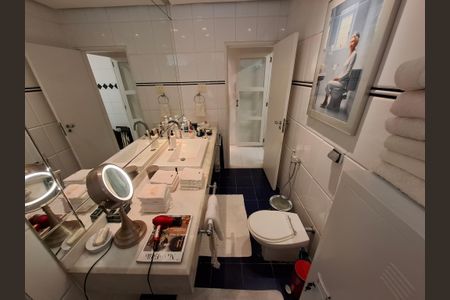 Apartamento à venda com 106m², 1 quarto e 1 vagaBanheiro 