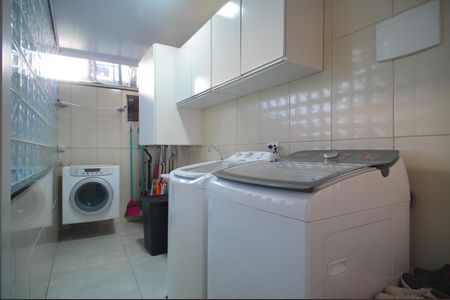 Casa à venda com 293m², 3 quartos e 5 vagasÁrea de Serviço