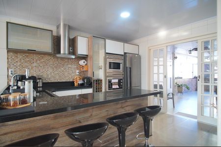 Casa à venda com 293m², 3 quartos e 5 vagasCozinha