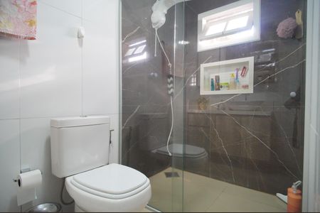 Casa à venda com 293m², 3 quartos e 5 vagasBanheiro da Suíte