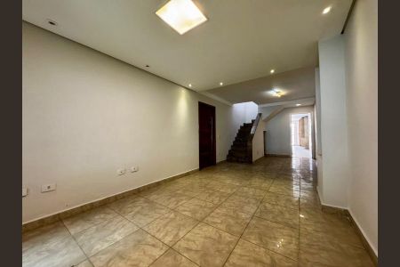 Casa à venda com 220m², 5 quartos e 2 vagasFoto 01