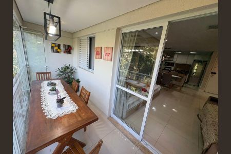 Apartamento à venda com 92m², 3 quartos e 2 vagasVaranda